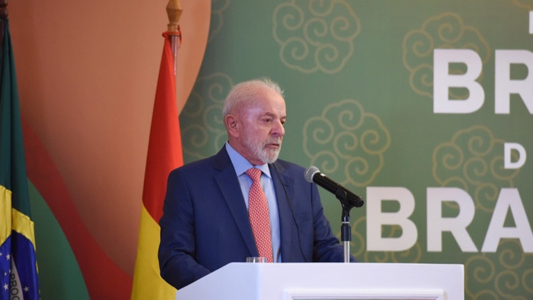 Tổng thống Brazil Luiz Inácio Lula da Silva phát biểu ý kiến tại Diễn đàn Kinh tế Việt Nam-Brazil. (Ảnh: TRẦN HẢI)