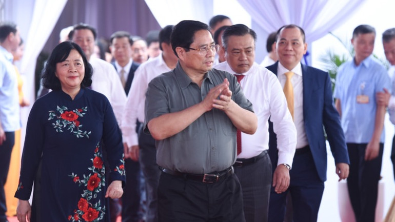 Thủ tướng Phạm Minh Chính tới dự lễ khởi công. (Ảnh: TRẦN HẢI)