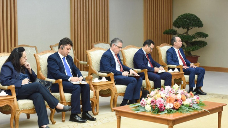 Đoàn đại biểu phía Cuba tham dự buổi tiếp. (Ảnh: TRẦN HẢI)