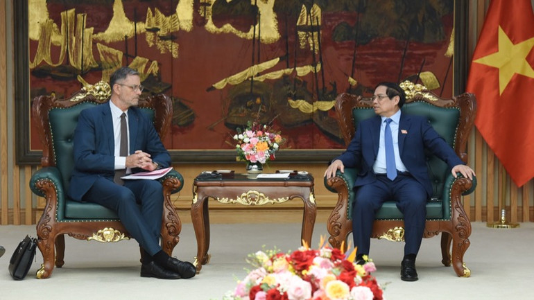 Thủ tướng Chính phủ Phạm Minh Chính tiếp Đại sứ Cộng hòa Pháp tại Việt Nam Olivier Brochet. (Ảnh: TRẦN HẢI) Thủ tướng Chính phủ Phạm Minh Chính tiếp Đại sứ Cộng hòa Pháp tại Việt Nam Olivier Brochet. (Ảnh: TRẦN HẢI)