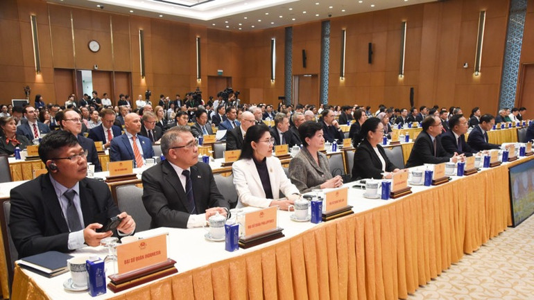 Các đại biểu trong nước và quốc tế tham dự sự kiện (Ảnh: TRẦN HẢI).