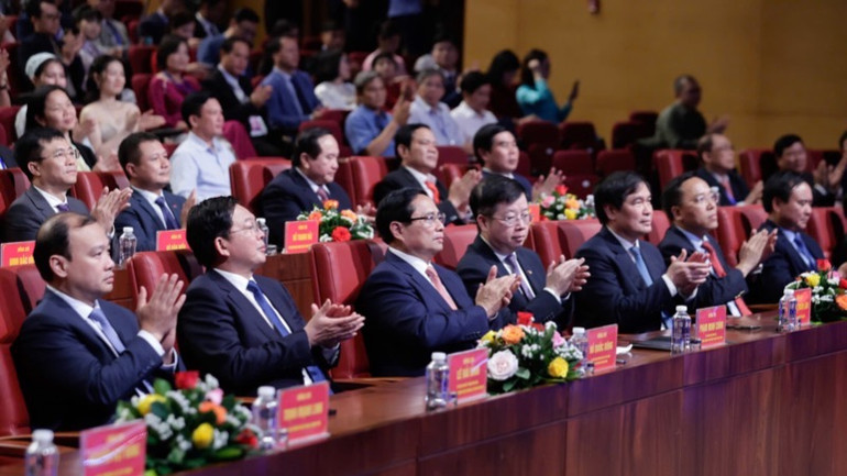 Thủ tướng Phạm Minh Chính dự Liên hoan Truyền hình toàn quốc lần thứ 42. (Ảnh: THANH GIANG)