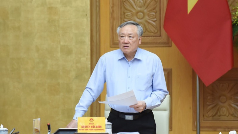 Phó Thủ tướng Thường trực Chính phủ Nguyễn Hòa Bình tham dự phiên họp. (Ảnh: TRẦN HẢI). Phó Thủ tướng Thường trực Chính phủ Nguyễn Hòa Bình tham dự phiên họp. (Ảnh: TRẦN HẢI).