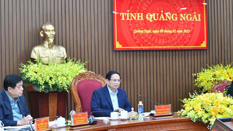 Thủ tướng Phạm Minh Chính chủ trì cuộc làm việc. (Ảnh: THANH GIANG)