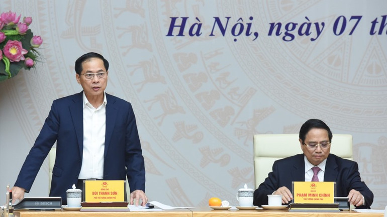 Phó Thủ tướng, Bộ trưởng Ngoại giao Bùi Thanh Sơn phát biểu ý kiến tại Hội nghị (Ảnh: TRẦN HẢI).