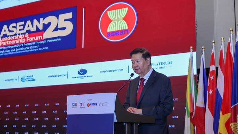 Chủ tịch KSI, ông Michael Yeoh đánh giá kinh tế Việt Nam đang tăng trưởng nhanh nhất và Việt Nam là một ngôi sao sáng của ASEAN. (Ảnh: NHẬT BẮC/VGP)