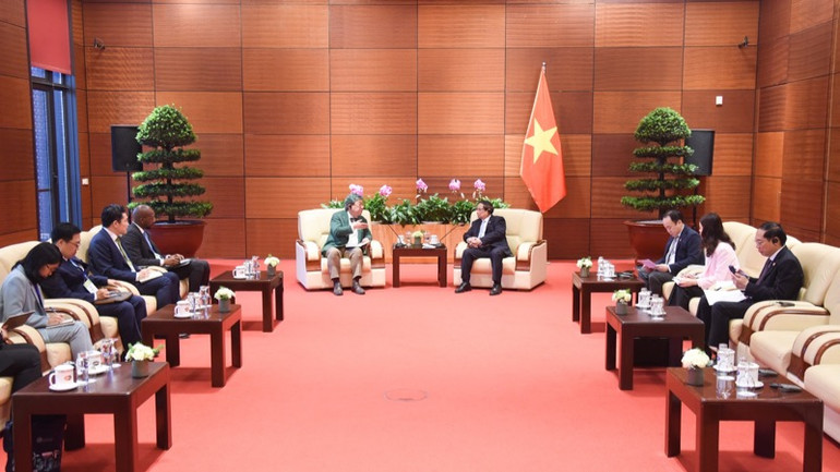 Quang cảnh buổi tiếp. (Ảnh: TRẦN HẢI)