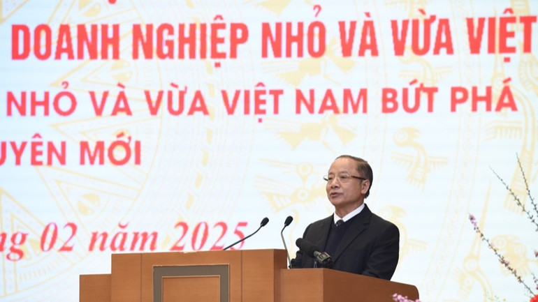 Chủ tịch Hiệp hội Doanh nghiệp nhỏ và vừa Việt Nam (VINASME) Nguyễn Văn Thân phát biểu ý kiến tại Hội nghị (Ảnh: TRẦN HẢI).