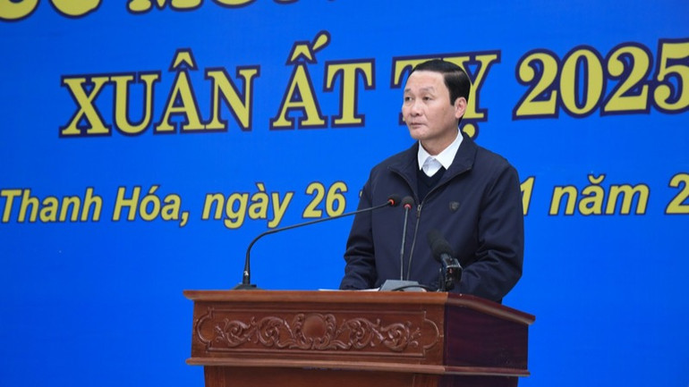 Chủ tịch Uỷ ban nhân dân tỉnh Thanh Hoá Đỗ Minh Tuấn phát biểu ý kiến tại chương trình. (Ảnh: TRẦN HẢI) Chủ tịch Uỷ ban nhân dân tỉnh Thanh Hoá Đỗ Minh Tuấn phát biểu ý kiến tại chương trình. (Ảnh: TRẦN HẢI)