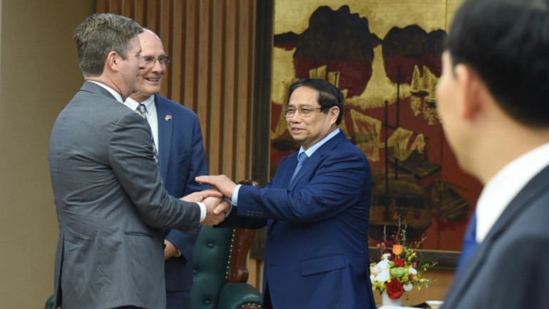 Thủ tướng Phạm Minh Chính với Đoàn Nghị sĩ lưỡng đảng Hạ viện Hoa Kỳ. (Ảnh: TRẦN HẢI) Thủ tướng Phạm Minh Chính với Đoàn Nghị sĩ lưỡng đảng Hạ viện Hoa Kỳ. (Ảnh: TRẦN HẢI)