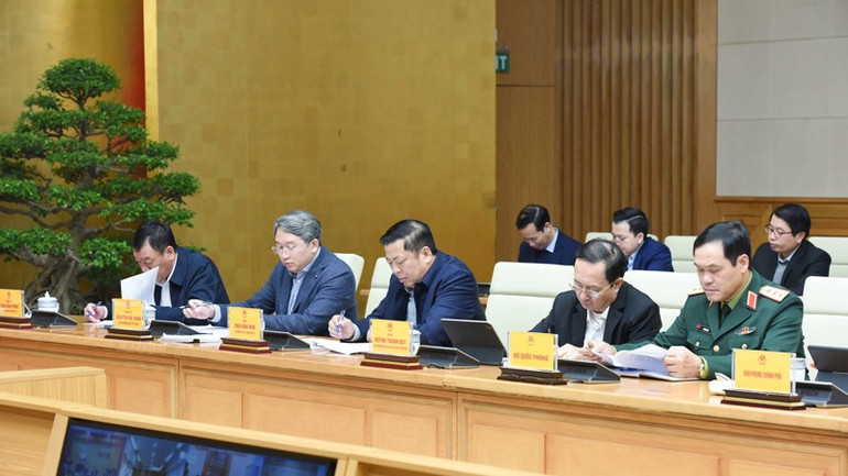 Các đại biểu tham dự phiên họp. (Ảnh: TRẦN HẢI)