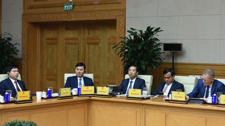 Đại diện lãnh đạo các tập đoàn, tổng công ty của Việt Nam tham dự Toạ đàm. (Ảnh: TRẦN HẢI)