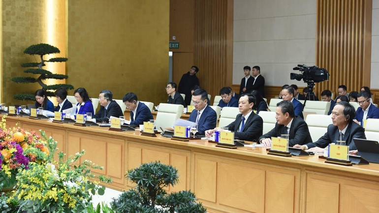 Đại diện lãnh đạo các bộ, ngành Việt Nam tham dự Tọa đàm. (Ảnh: TRẦN HẢI)