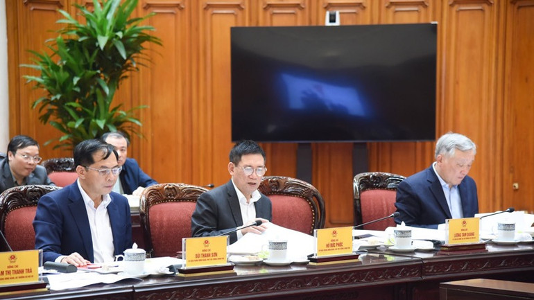 Các Phó Thủ tướng Chính phủ tham dự cuộc họp. (Ảnh: TRẦN HẢI)