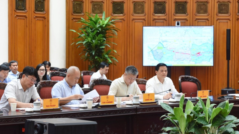 Các đại biểu tham dự cuộc họp (Ảnh: TRẦN HẢI). Các đại biểu tham dự cuộc họp (Ảnh: TRẦN HẢI).