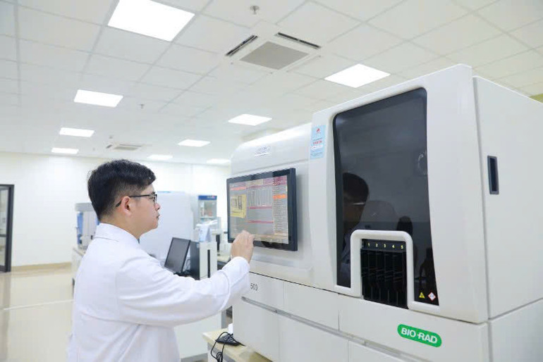 Hệ thống phòng xét nghiệm hiện đại của Bệnh viện đa khoa tỉnh Vĩnh Phúc.