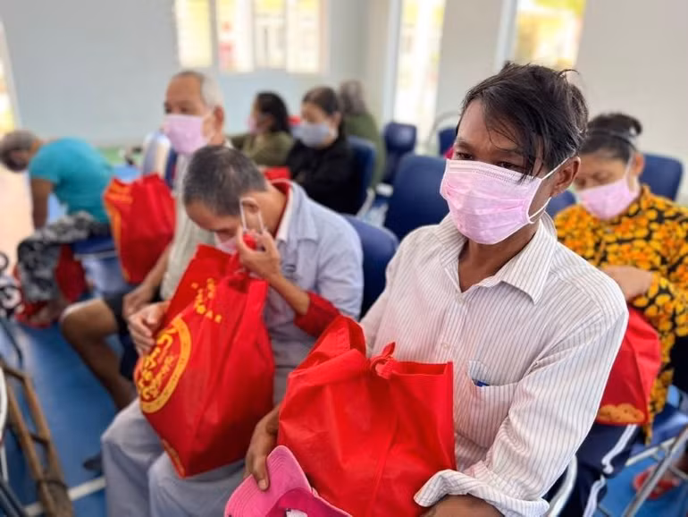 Nhiều hoàn cảnh khó khăn tại Quảng Nam được chăm lo nhân dịp Tết Quý Mão 2023.