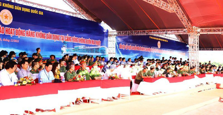 Các đại biểu tham dự buổi diễn tập.