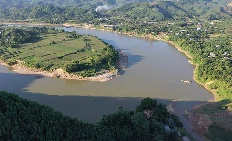 Bến Bình Ca ảnh chụp từ trên cao. Bến Bình Ca ảnh chụp từ trên cao.