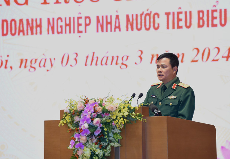 Chủ tịch kiêm Tổng Giám đốc Viettel Tào Đức Thắng phát biểu.