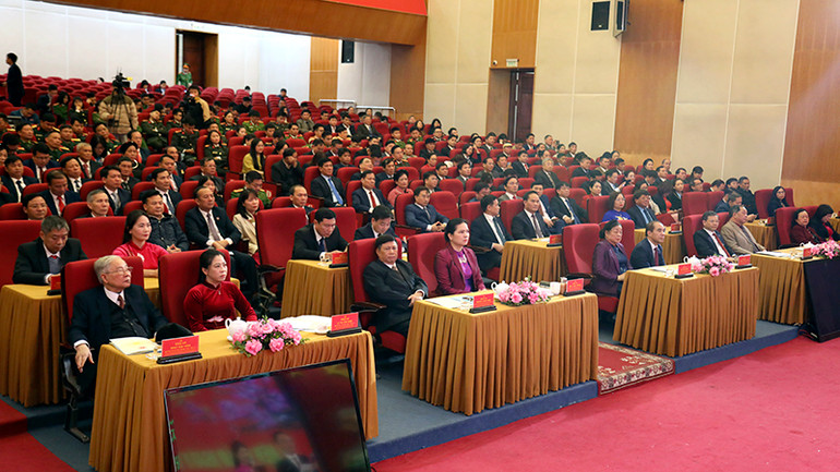 Các đại biểu tham dự chương trình.