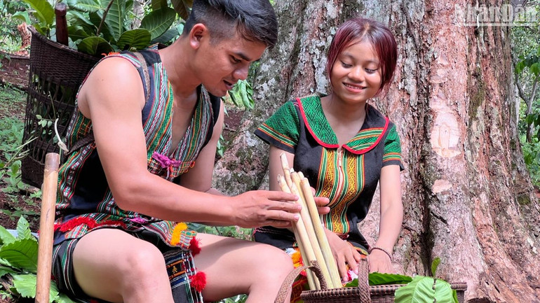 Nét đẹp thổ cẩm của người S’tiêng tại huyện Bù Đăng.