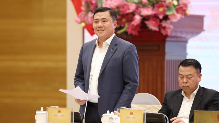 Thứ trưởng Công thương Nguyễn Sinh Nhật Tân tại họp báo Chính phủ thường kỳ. (Ảnh: VGP)