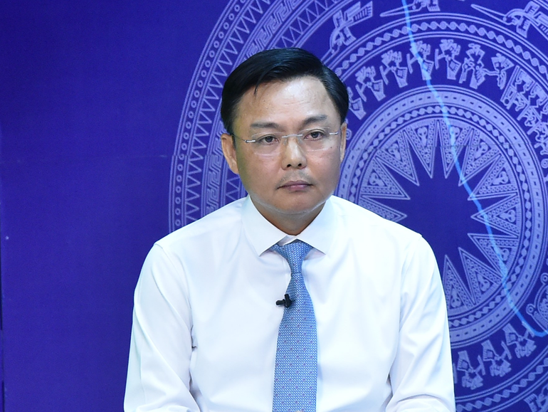 Tổng Giám đốc Tổng Công ty Đường sắt Việt Nam Hoàng Gia Khánh tại buổi toạ đàm. (Ảnh: VGP)