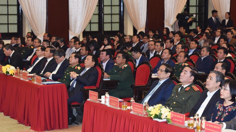 Thủ tướng Phạm Minh Chính, đồng chí Nguyễn Xuân Thắng và các đồng chí lãnh đạo, đại biểu tham dự hội nghị. (Ảnh: TRẦN HẢI) Thủ tướng Phạm Minh Chính, đồng chí Nguyễn Xuân Thắng và các đồng chí lãnh đạo, đại biểu tham dự hội nghị. (Ảnh: TRẦN HẢI)