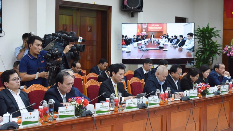 Lãnh đạo các bộ, ngành Trung ương tham dự Hội nghị. (Ảnh: TRẦN HẢI)