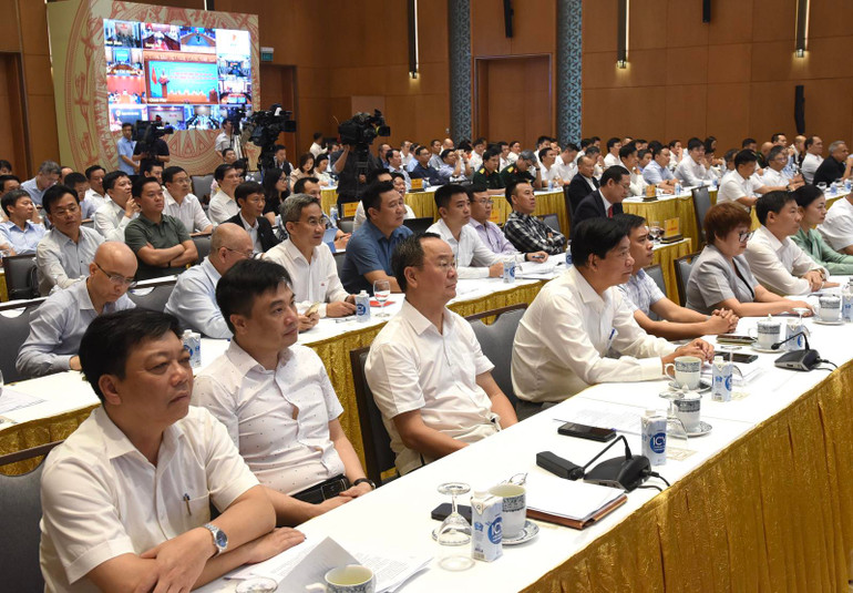 Các đại biểu tham dự Hội nghị. (Ảnh: TRẦN HẢI)