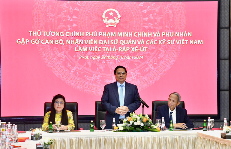 Thủ tướng Phạm Minh Chính phát biểu ý kiến tại buổi gặp gỡ (Ảnh: Thanh Giang).