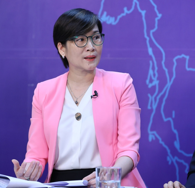 Bà Vũ Thị Thanh Hà, Chánh Văn phòng Trung tâm Công nghệ thông tin.