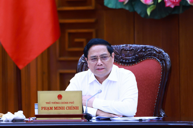 Thủ tướng Phạm Minh Chính phát biểu ý kiến tại cuộc họp. (Ảnh: Trần Hải)