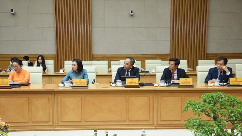 Các Đại sứ, Trưởng Cơ quan đại diện Việt Nam ở nước ngoài tại cuộc gặp mặt. (Ảnh: TRẦN HẢI)