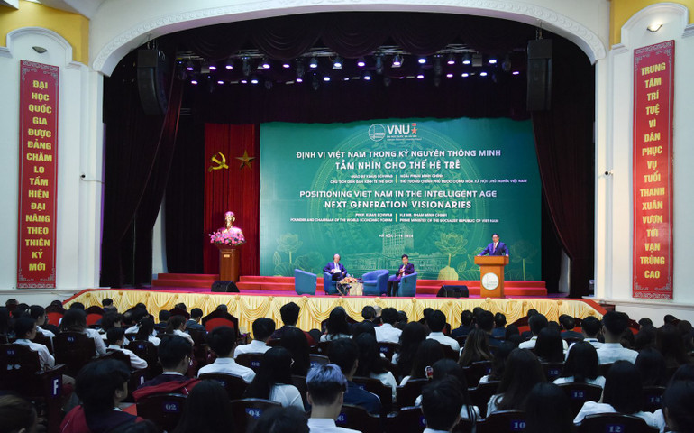 Quang cảnh buổi giao lưu. (Ảnh: Trần Hải)