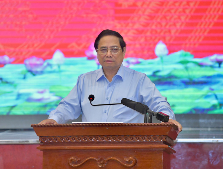 Thủ tướng Phạm Minh Chính phát biểu ý kiến kết luận buổi làm việc với Ban Thường vụ Tỉnh ủy Đồng Nai. (Ảnh: Trần Hải) Thủ tướng Phạm Minh Chính phát biểu ý kiến kết luận buổi làm việc với Ban Thường vụ Tỉnh ủy Đồng Nai. (Ảnh: Trần Hải)