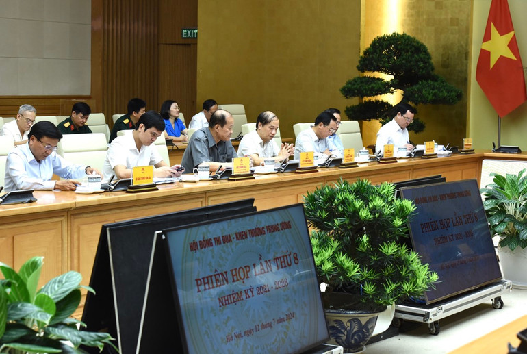 Các đại biểu tham dự phiên họp. (Ảnh: TRẦN HẢI)