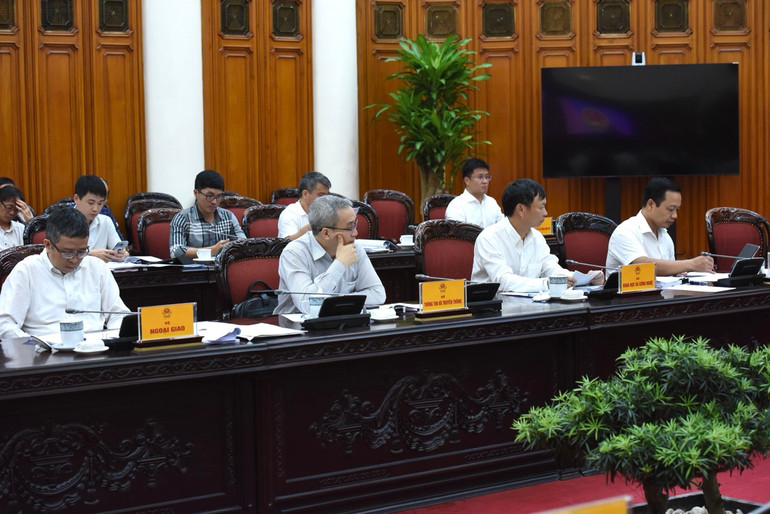 Lãnh đạo các bộ, ngành tham dự cuộc họp. (Ảnh: Trần Hải)