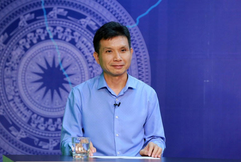 TS Hà Đăng Sơn, Giám đốc Trung tâm Nghiên cứu Năng lượng và tăng trưởng xanh tại buổi toạ đàm (Ảnh: VGP).