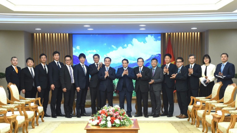 Thủ tướng Phạm Minh Chính và Đoàn đại biểu tỉnh Yamaguchi. (Ảnh: TRẦN HẢI) Thủ tướng Phạm Minh Chính và Đoàn đại biểu tỉnh Yamaguchi. (Ảnh: TRẦN HẢI)