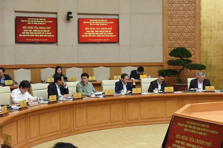 Các thành viên Chính phủ tham dự Hội nghị. (Ảnh: Trần Hải)