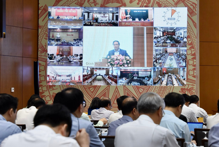Hội nghị được truyền trực tuyến tới trụ sở 63 Ủy ban nhân dân các tỉnh, thành phố trực thuộc Trung ương.