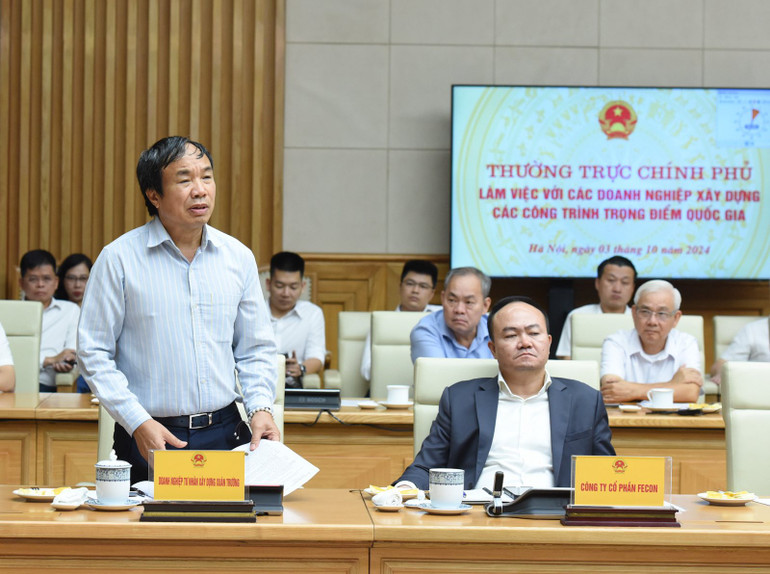 Ông Nguyễn Văn Trường, Giám đốc Doanh nghiệp Xây dựng Xuân Trường phát biểu ý kiến tại cuộc làm việc. (Ảnh: TRẦN HẢI) Ông Nguyễn Văn Trường, Giám đốc Doanh nghiệp Xây dựng Xuân Trường phát biểu ý kiến tại cuộc làm việc. (Ảnh: TRẦN HẢI)