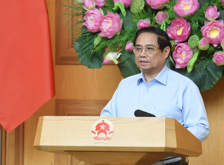 Thủ tướng Phạm. Minh Chính phát biểu ý kiến tại phiên họp (Ảnh: Trần Hải).