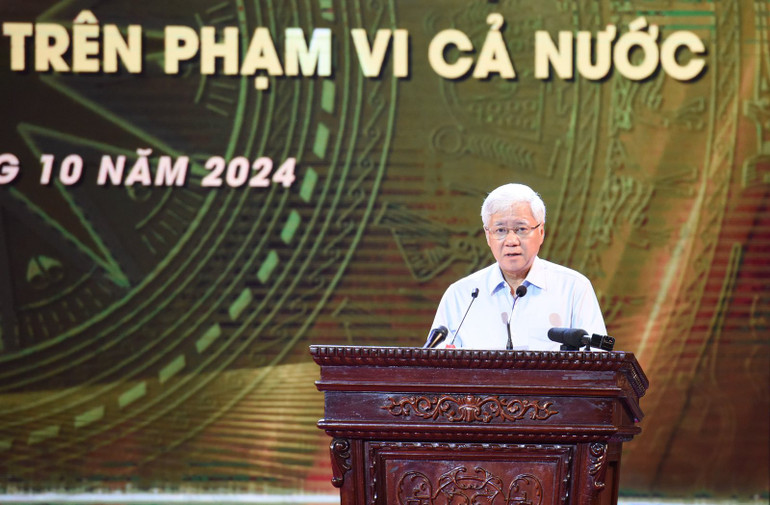 Đồng chí Đỗ Văn Chiến, Ủy viên Bộ Chính trị, Bí thư Trung ương Đảng, Chủ tịch Ủy ban Trung ương Mặt trận Tổ quốc Việt Nam phát biểu ý kiến tại chương trình. (Ảnh: Trần Hải)