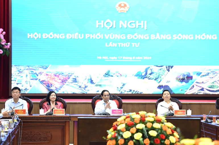 Thủ tướng Phạm Minh Chính chủ trì Hội nghị Hội đồng điều phối vùng đồng bằng sông Hồng lần thứ tư. (Ảnh: Trần Hải)