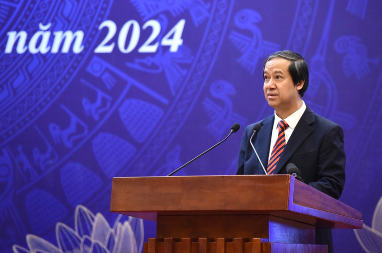 Bộ trưởng Giáo dục và Đào tạo Nguyễn Kim Sơn phát biểu ý kiến tại Hội nghị. (Ảnh: Trần Hải)