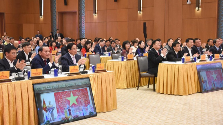 Thủ tướng Phạm Minh Chính và các đại biểu tham dự Hội nghị. (Ảnh: TRẦN HẢI)