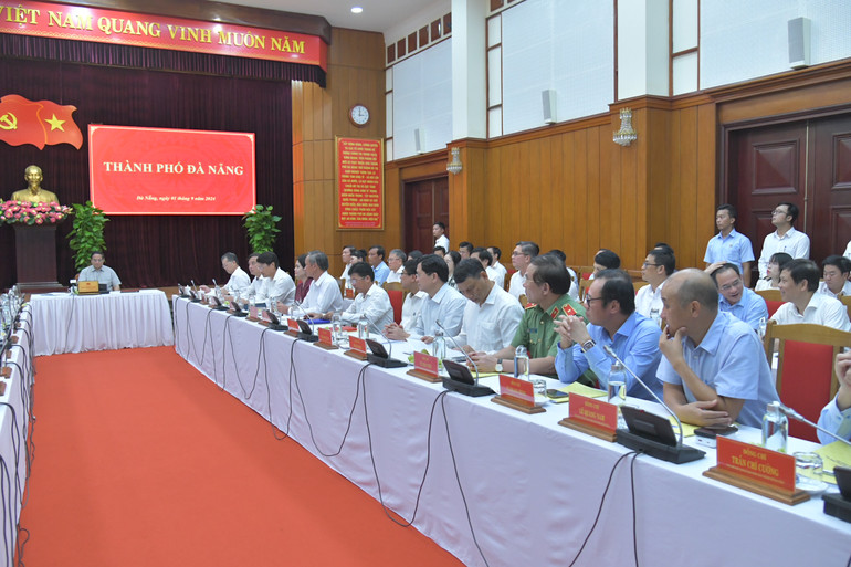 Các đại biểu thành phố Đà Nẵng tại buổi làm việc. (Ảnh: THANH GIANG)